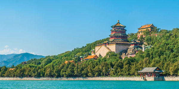 Majestic Yangtze Tours, couples and flights holiday experience