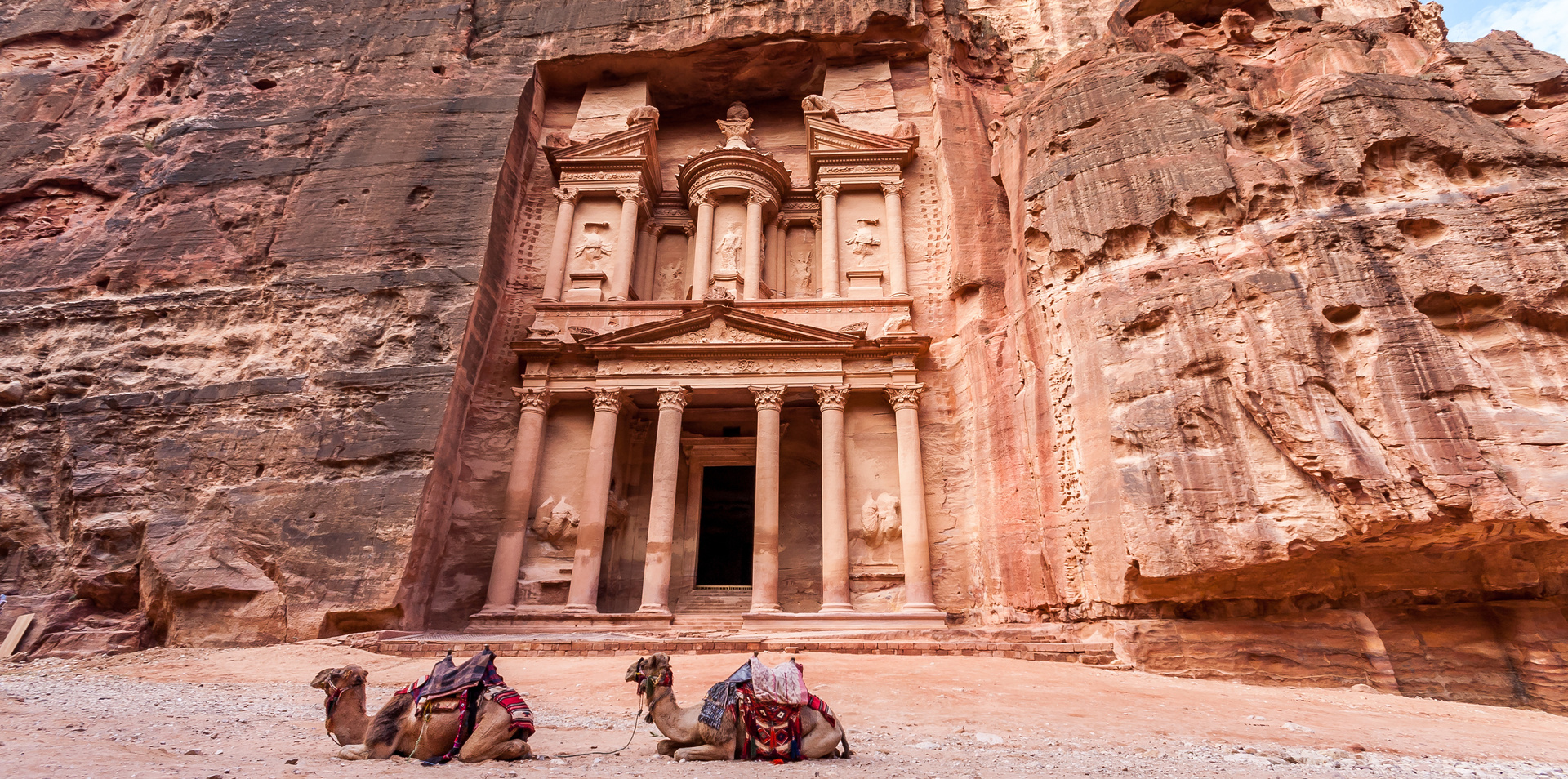 Treasures of Egypt and The Nile with Hidden Jordan